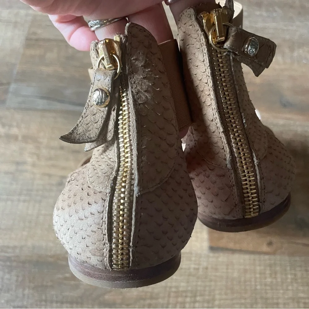 Stuart Weitzman stuart weitzman